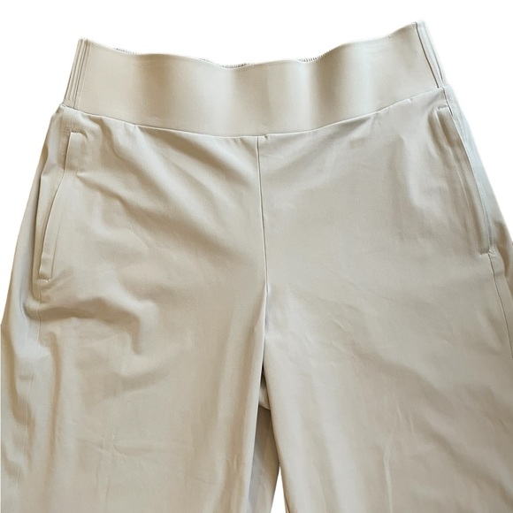 ATHLETA Cosmic Crop Beige - Picture 3 of 16